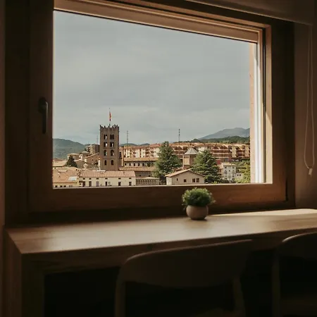 La Trobada Hotel *